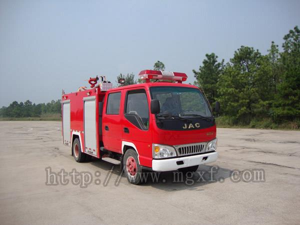 2,000L Light Duty Water Tanker/foam Tanker Fire Truck