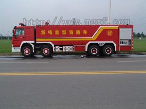 25000L Tanker Air Tugas Berat / Truk Pemadam Kebakaran Tanker Busa